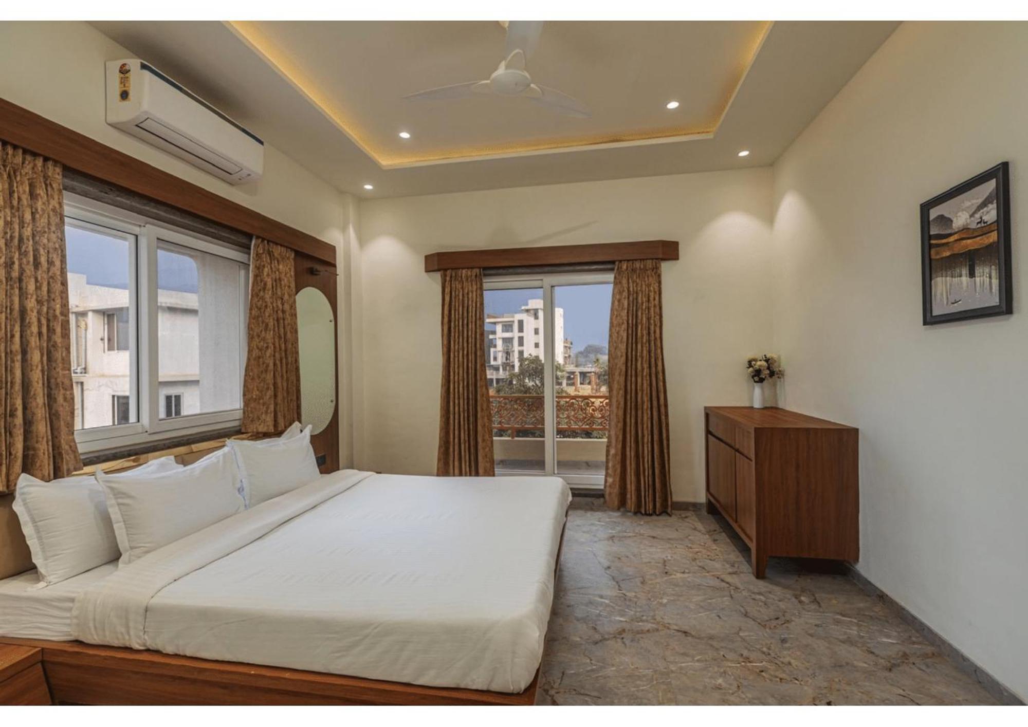 איגטפורי Mountain Glory 8Bhk By Tensorstays, Pool & Theater מראה חיצוני תמונה